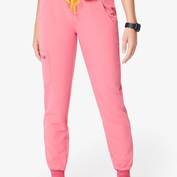 Figs - NEON PINK Zimora jogger scrub pant - petite XS - Picture 1 of 2